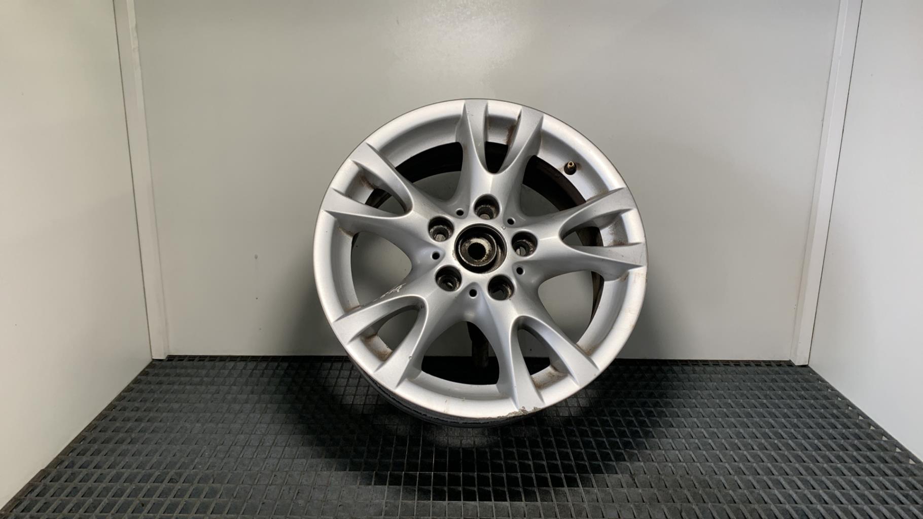 Jante BMW SERIE 1 E87 PHASE 2  - 1