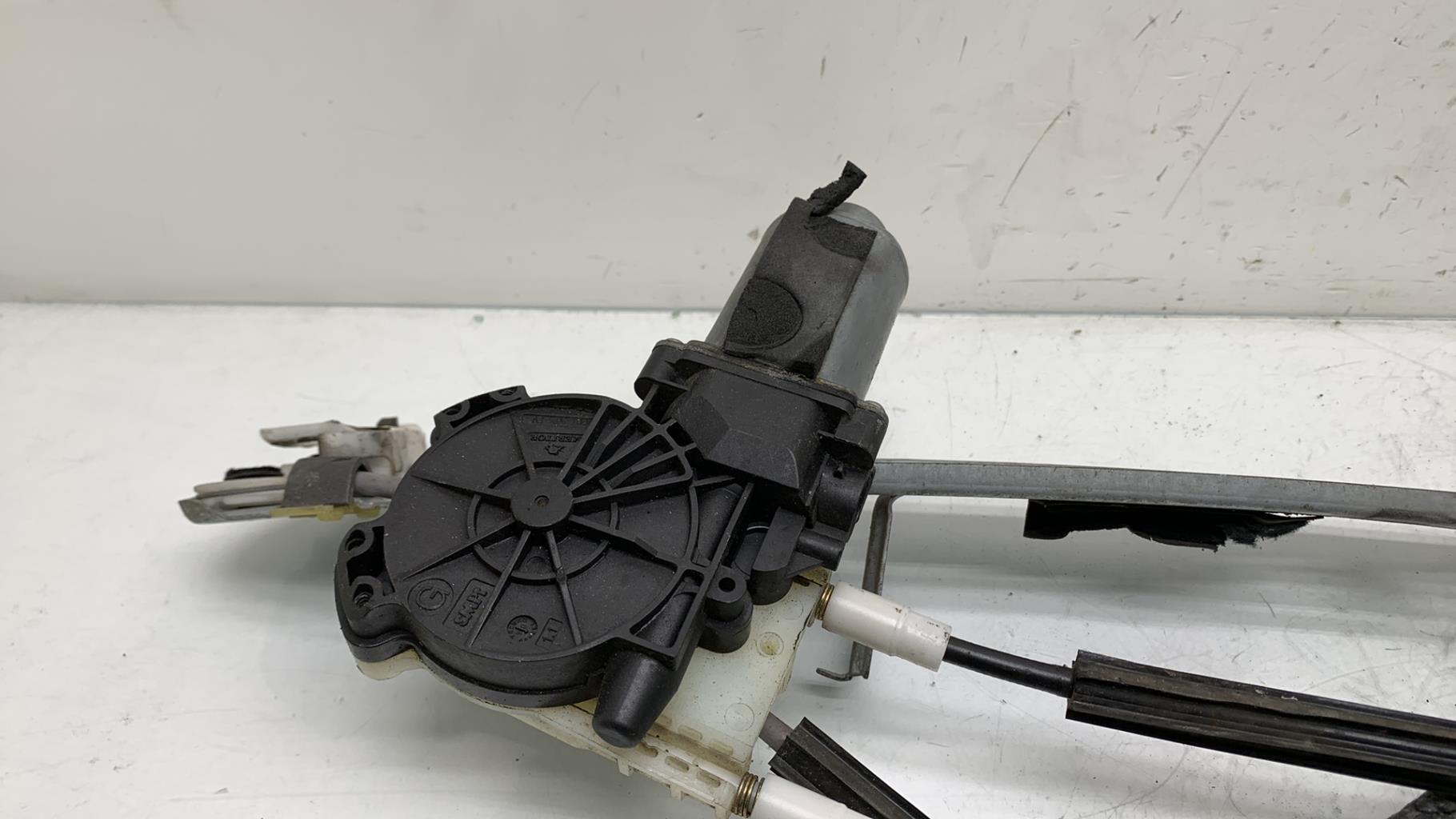 Alzacristalli elettrico anteriore destro RENAULT MEGANE 2 PHASE 1 Diésel - 1
