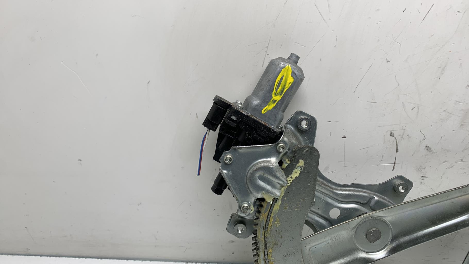 Alzacristalli elettrico anteriore sinistro DAIHATSU CUORE 3 Gasolina - 1