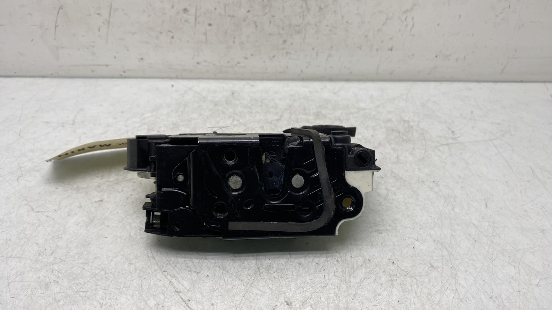 Serratura posteriore destra VOLKSWAGEN GOLF 7 PHASE 1 Gasolina/Etanol - 1