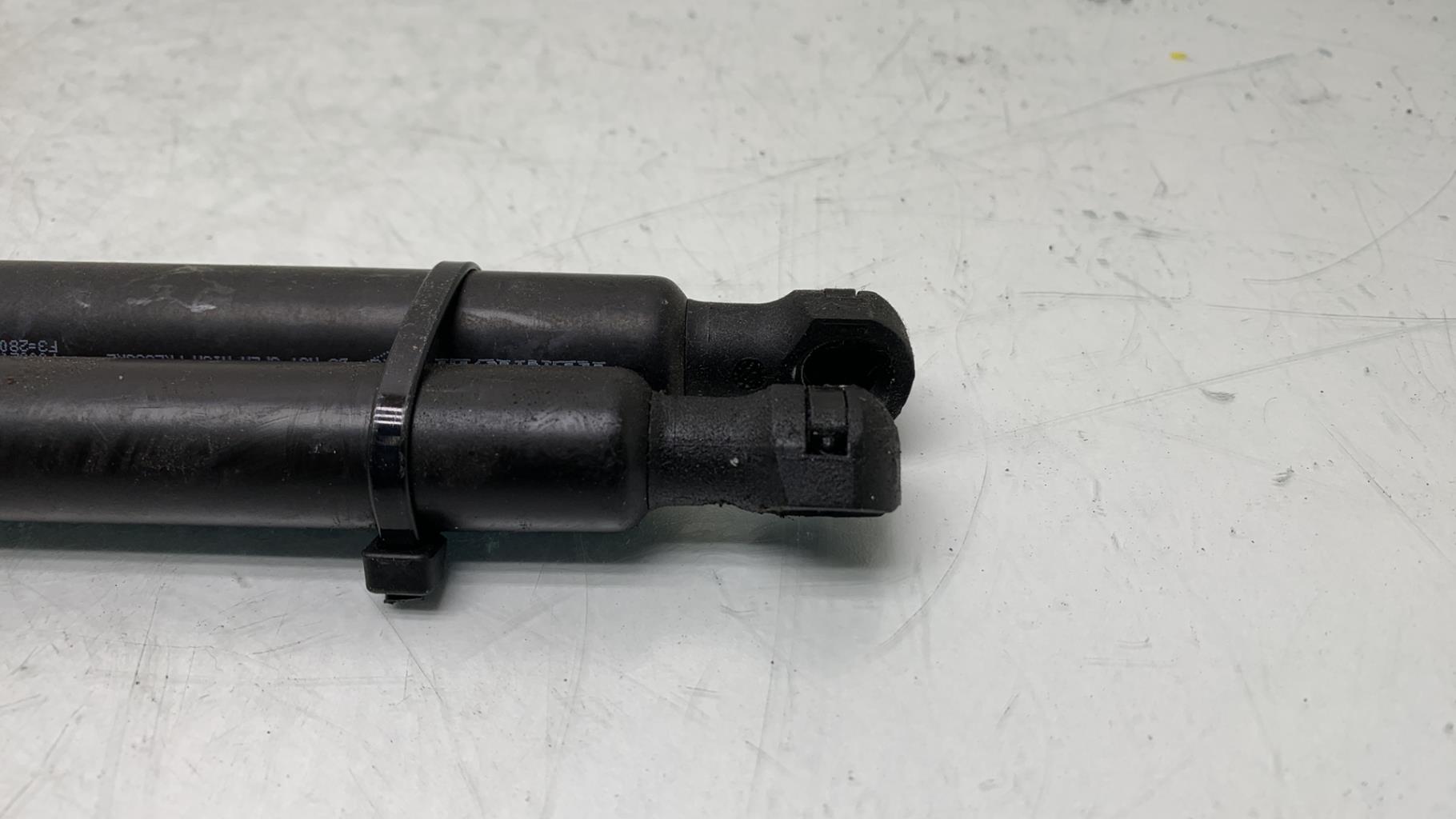 Verin de capot RENAULT CAPTUR 1 PHASE 1 Essence - 1