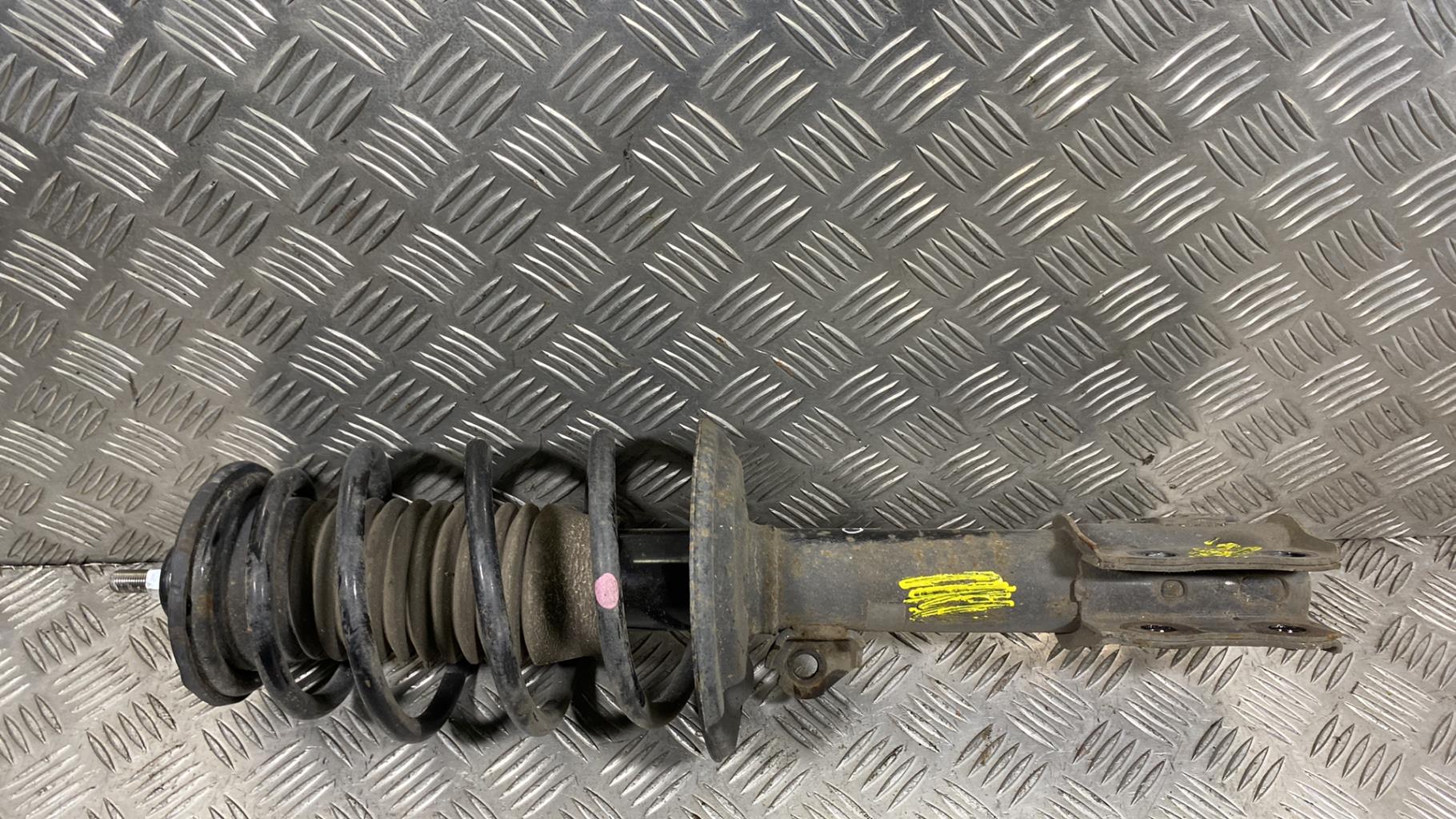 Ammortizzatore anteriore sinistro TOYOTA YARIS 3 PHASE 1 Gasolina/Híbrido - 1