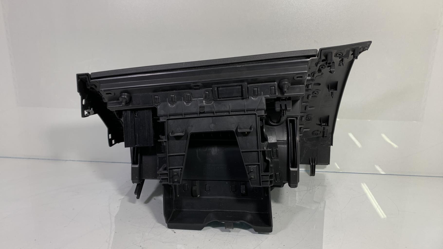 Vano portaoggetti VOLKSWAGEN POLO 6 PHASE 1 Gasolina - 1