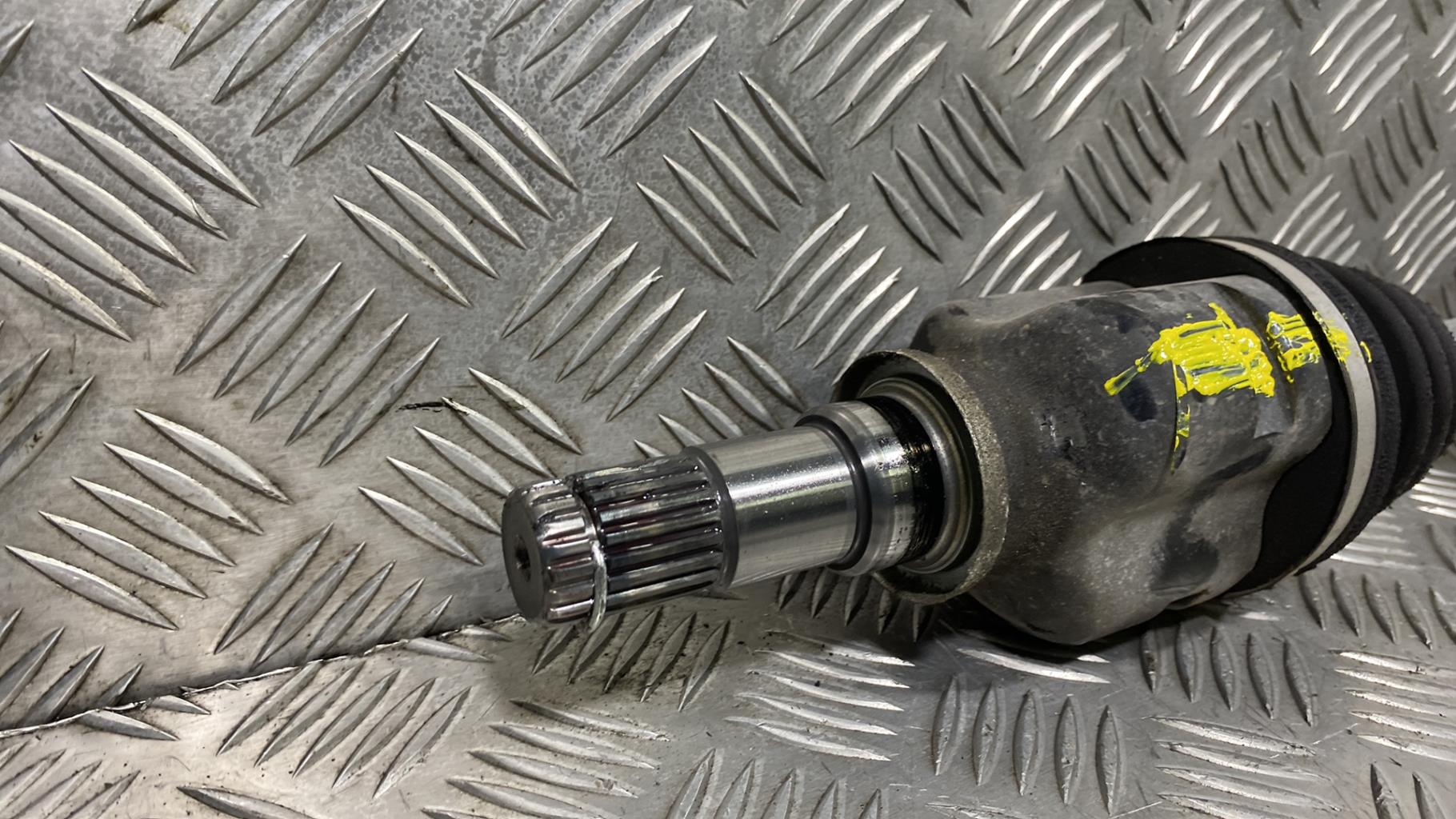 Giunto cardanico albero di trasmissione destro TOYOTA YARIS 3 PHASE 1 Gasolina/Híbrido - 1
