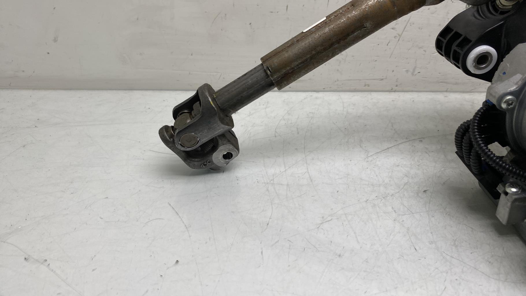 Piantone dello sterzo VOLKSWAGEN POLO 6 PHASE 1 Gasolina - 1