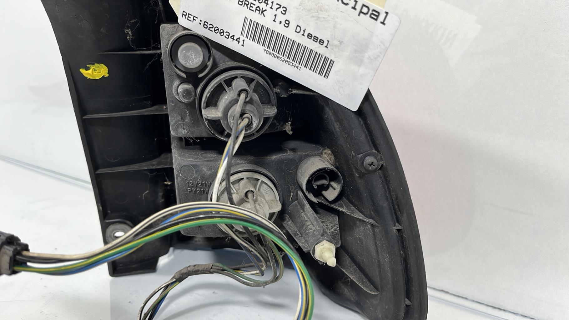 Fanale posteriore principale sinistro (luci) SUZUKI BALENO 1 BREAK Diésel - 1