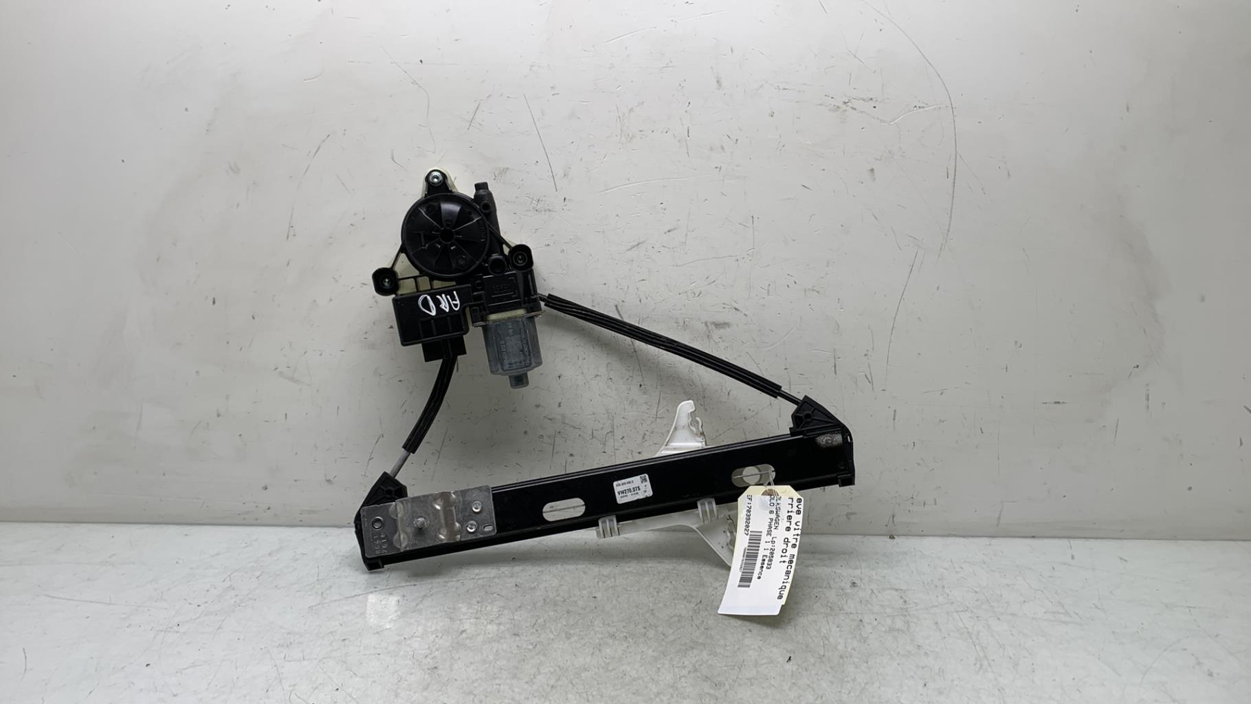 Alzacristalli manuale posteriore destro VOLKSWAGEN POLO 6 PHASE 1 Gasolina - 1