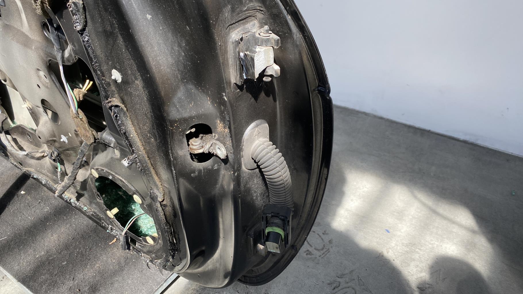 Portiera anteriore sinistra RENAULT MEGANE 1 PHASE 2 Diésel - 1