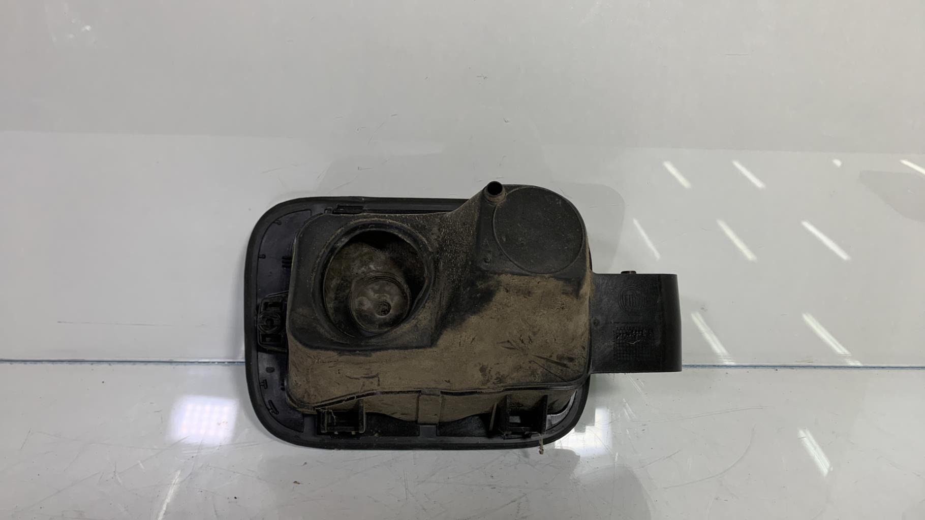 Trappe d'essence FIAT PANDA 3 PHASE 1 Essence - 1