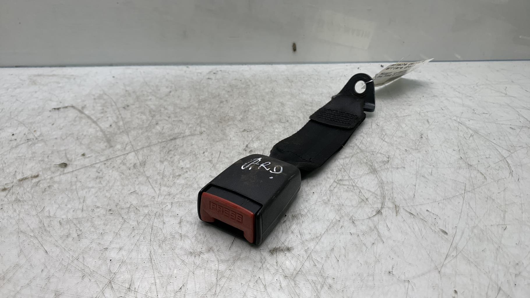 Aggancio cintura sicurezza posteriore destro PEUGEOT 306 PHASE 2 Diésel - 1