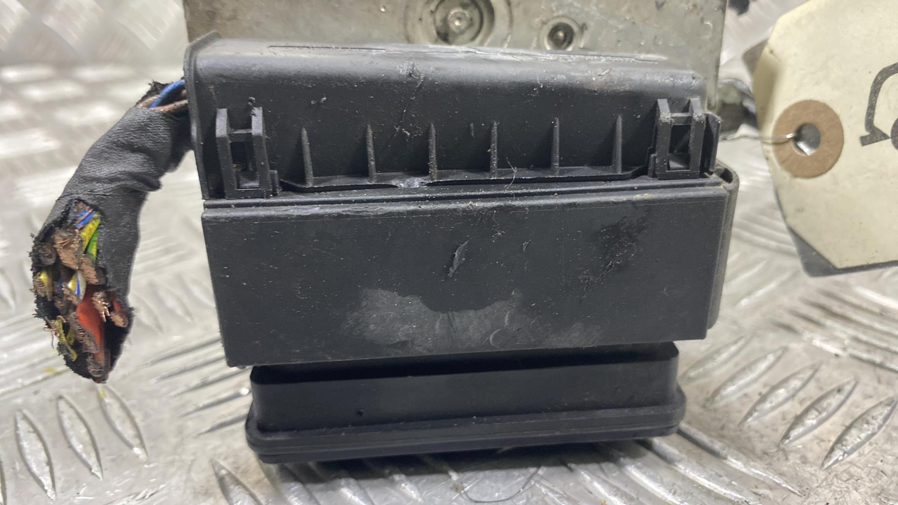 Bloc ABS (freins anti-blocage) MINI MINI 2 R60 COUNTRYMAN BREAK Diesel - 1