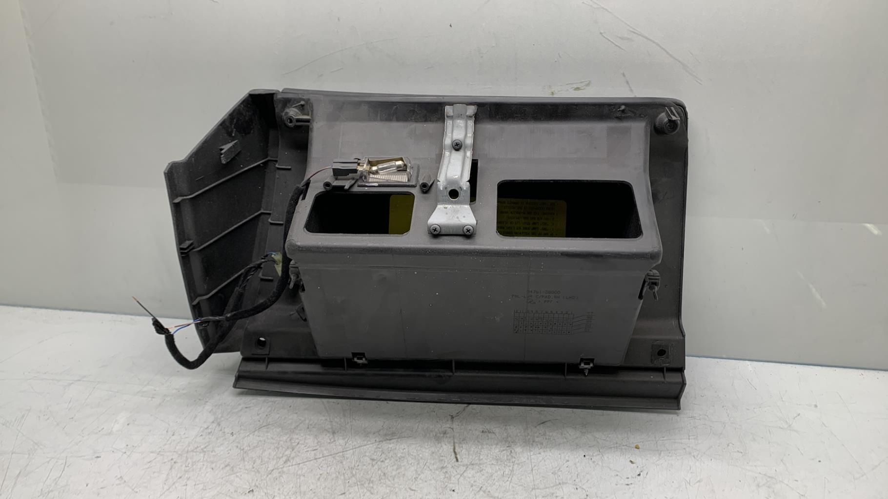 Guantera HYUNDAI SONATA 4 PHASE 1 Gasolina - 1