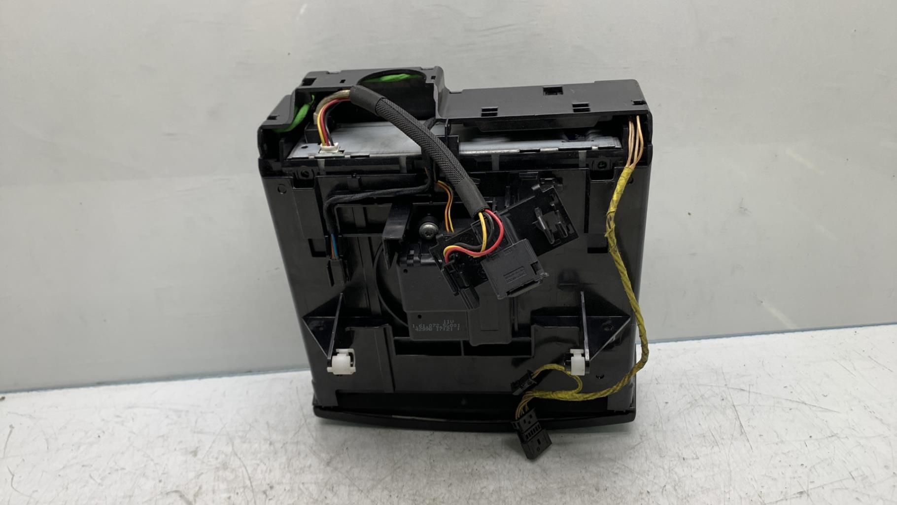 Chargeur CD MERCEDES CLASSE CLS 219 PHASE 1  - 1