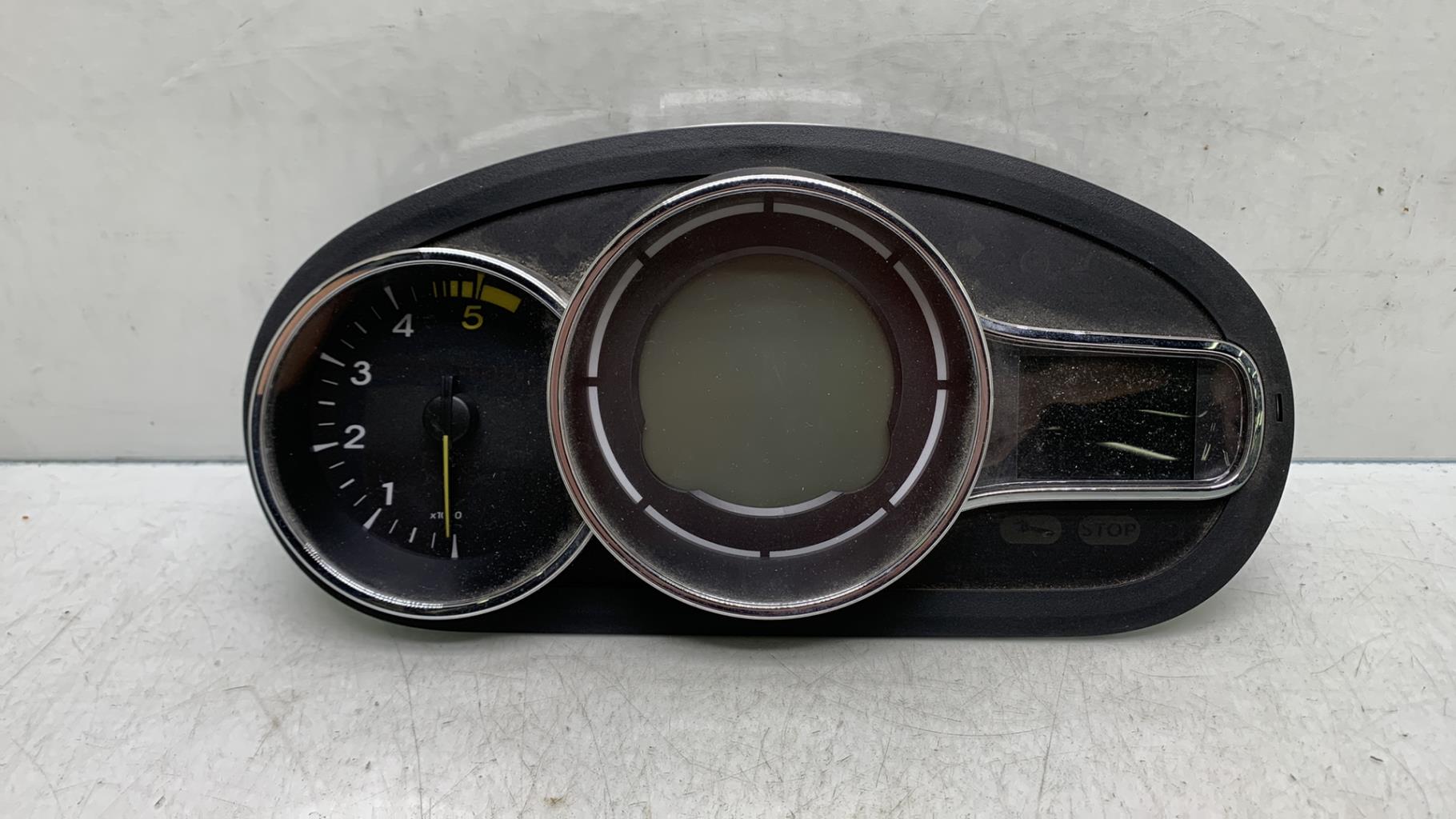 Compteur RENAULT MEGANE 3 PHASE 1 CABRIOLET Diesel - 1