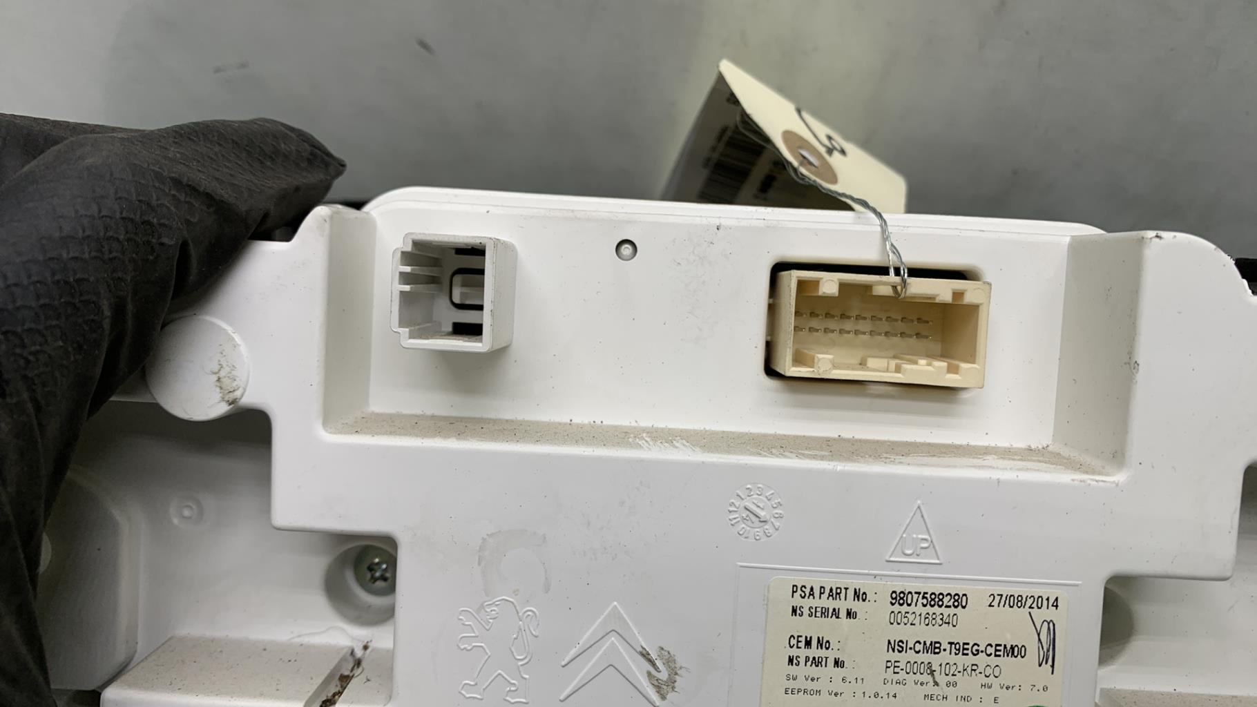 Compteur PEUGEOT 308 2 PHASE 1 Diesel - 1