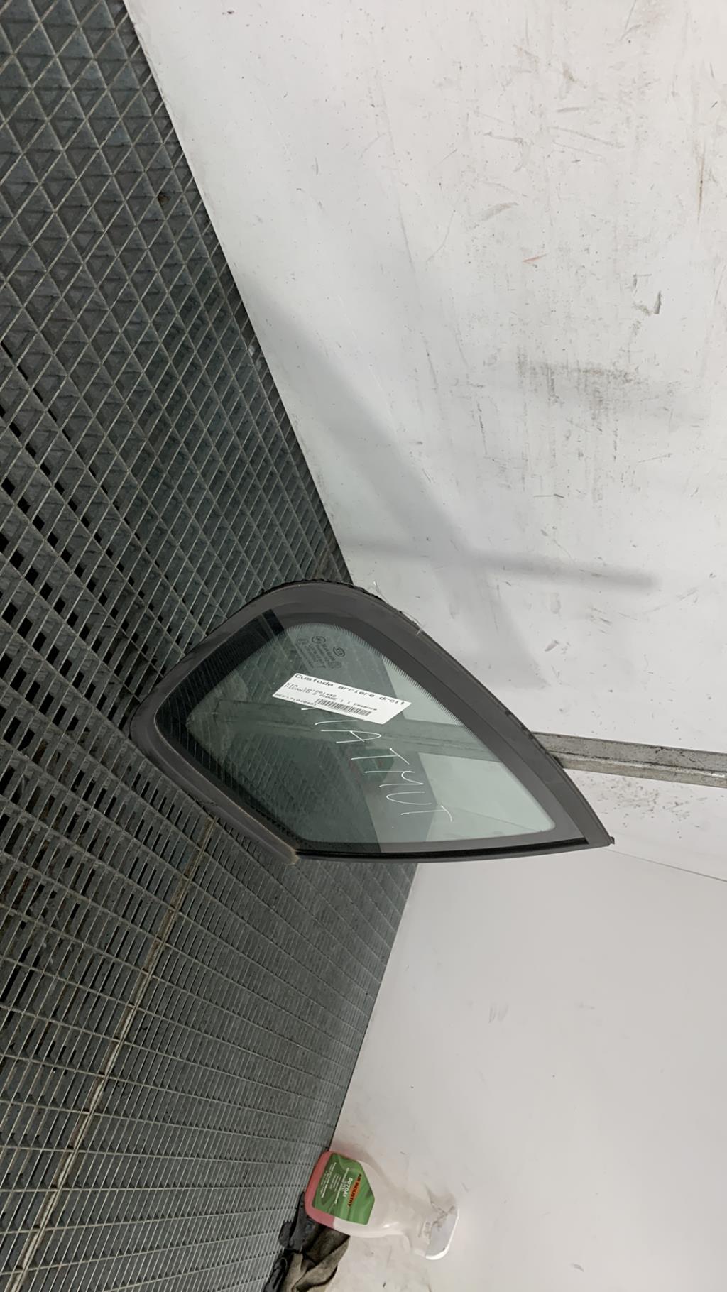 Custode arriere droit KIA PICANTO 2 PHASE 1 Essence - 1