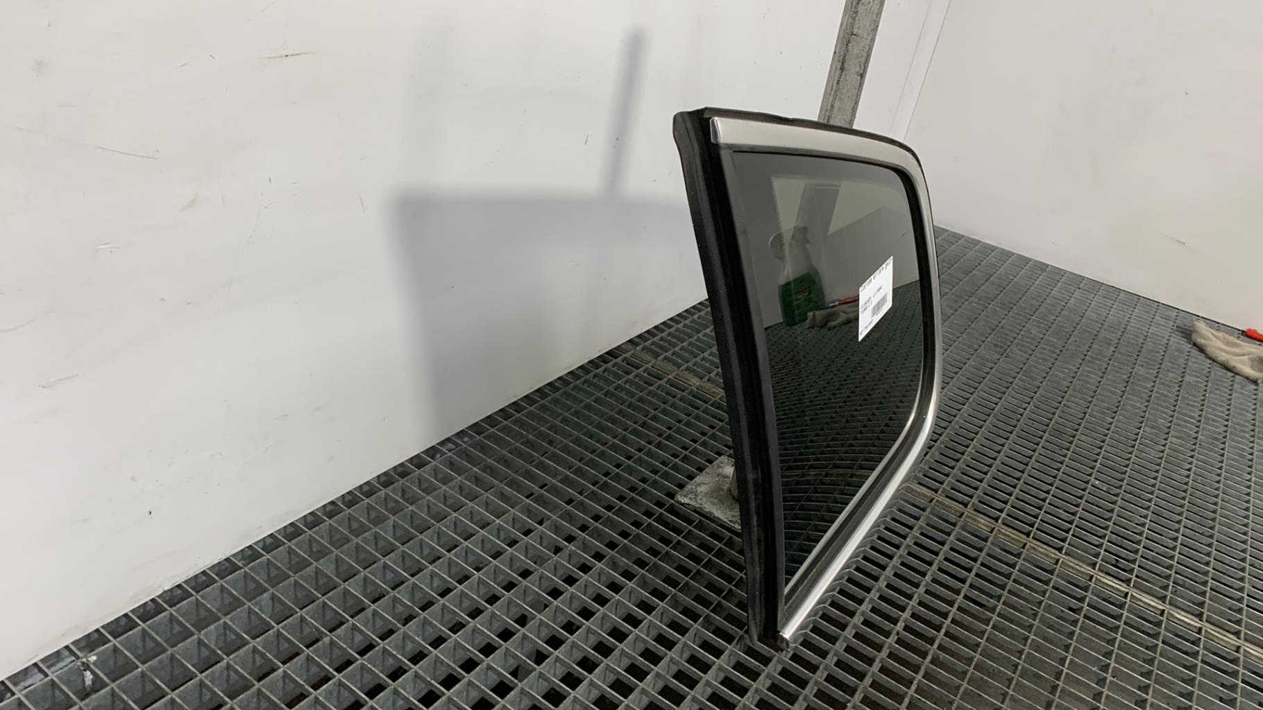 Ventanilla triangular trasera izquierda VOLKSWAGEN TOUAREG 2 PHASE 1 Diésel - 1
