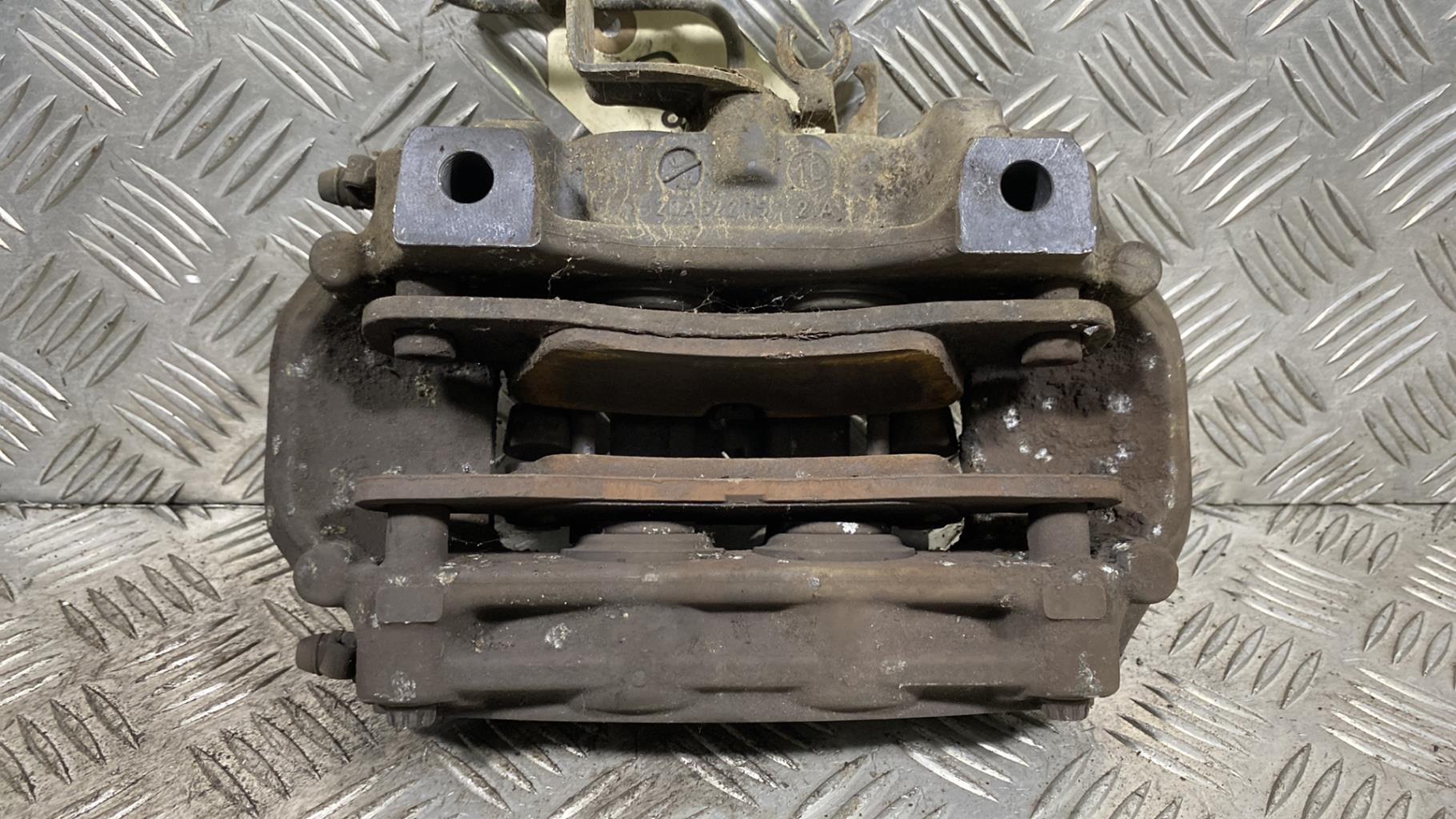 Pinza freni posteriore sinistra VOLKSWAGEN TOUAREG 2 PHASE 1 Diésel - 1