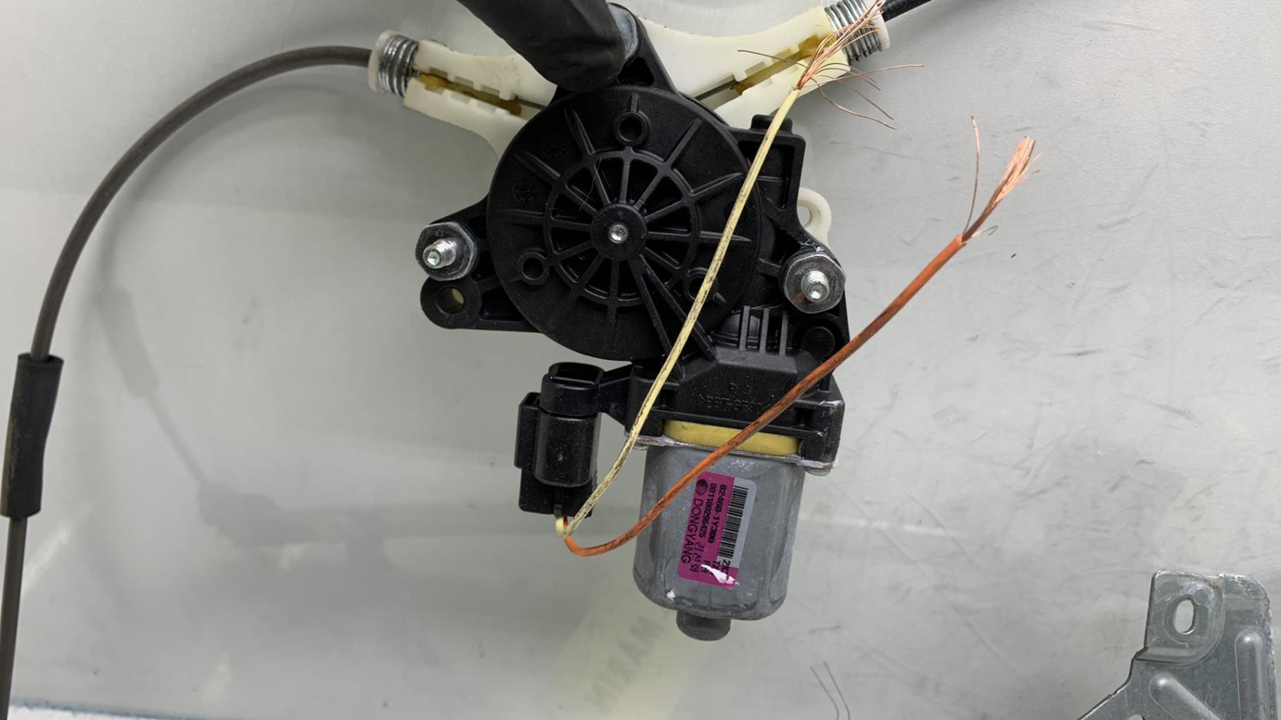 Alzacristalli elettrico anteriore destro KIA PICANTO 2 PHASE 1 Gasolina - 1
