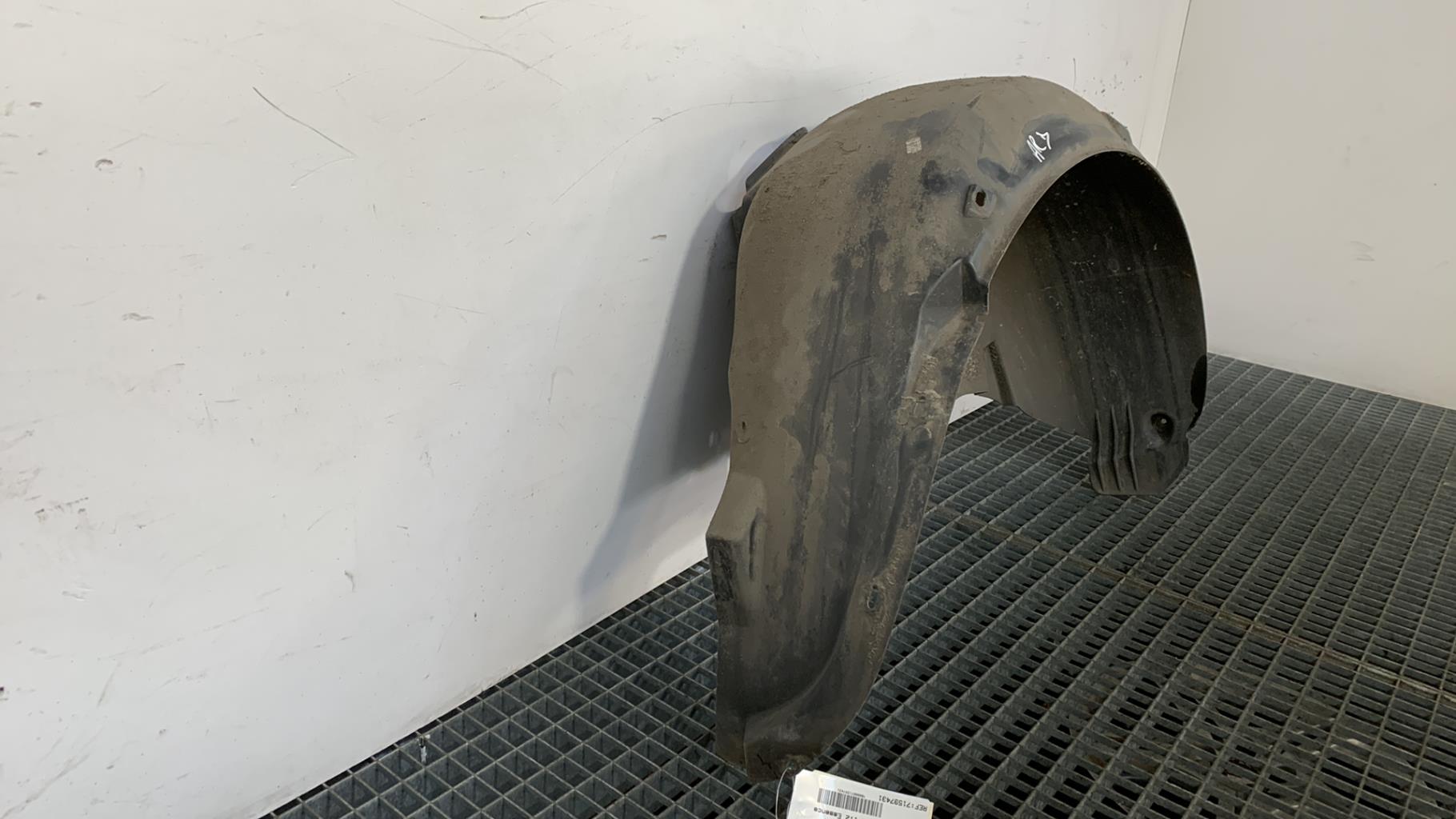 Parasale posteriore destro SKODA FABIA 2 PHASE 2 Gasolina - 1