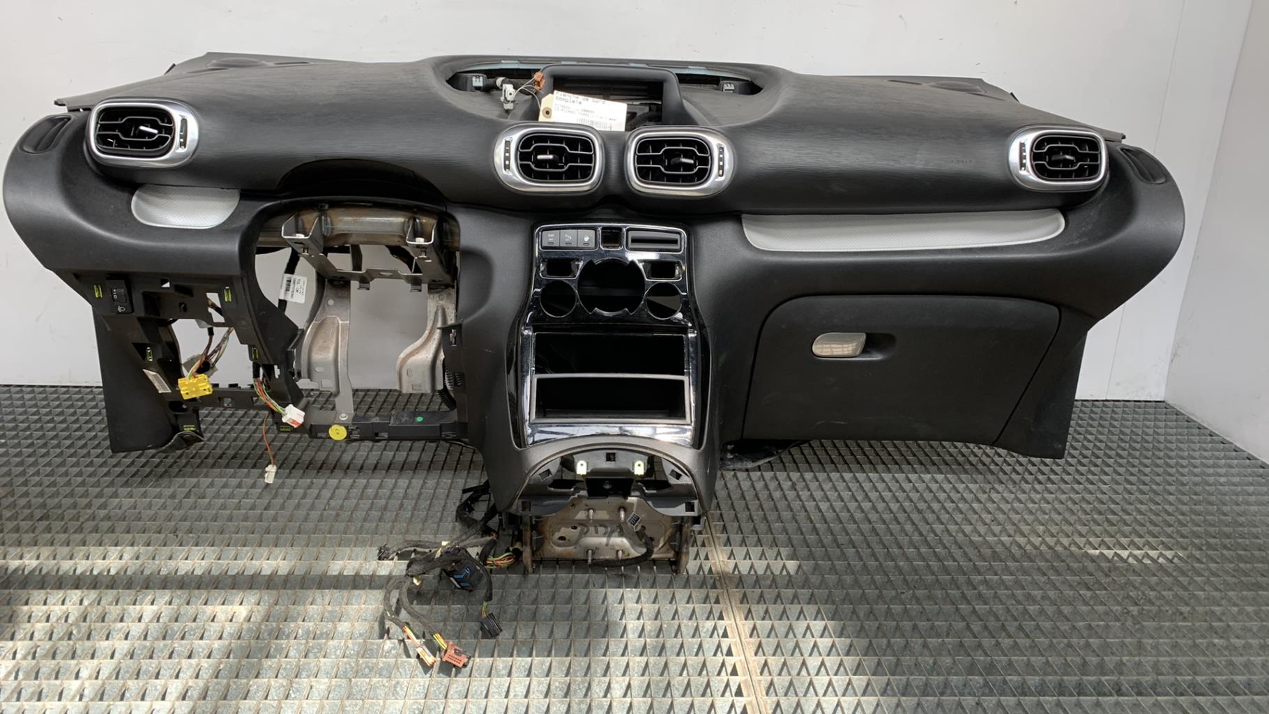 Planche de bord complete CITROEN C3 PICASSO PHASE 1 Diesel - 1