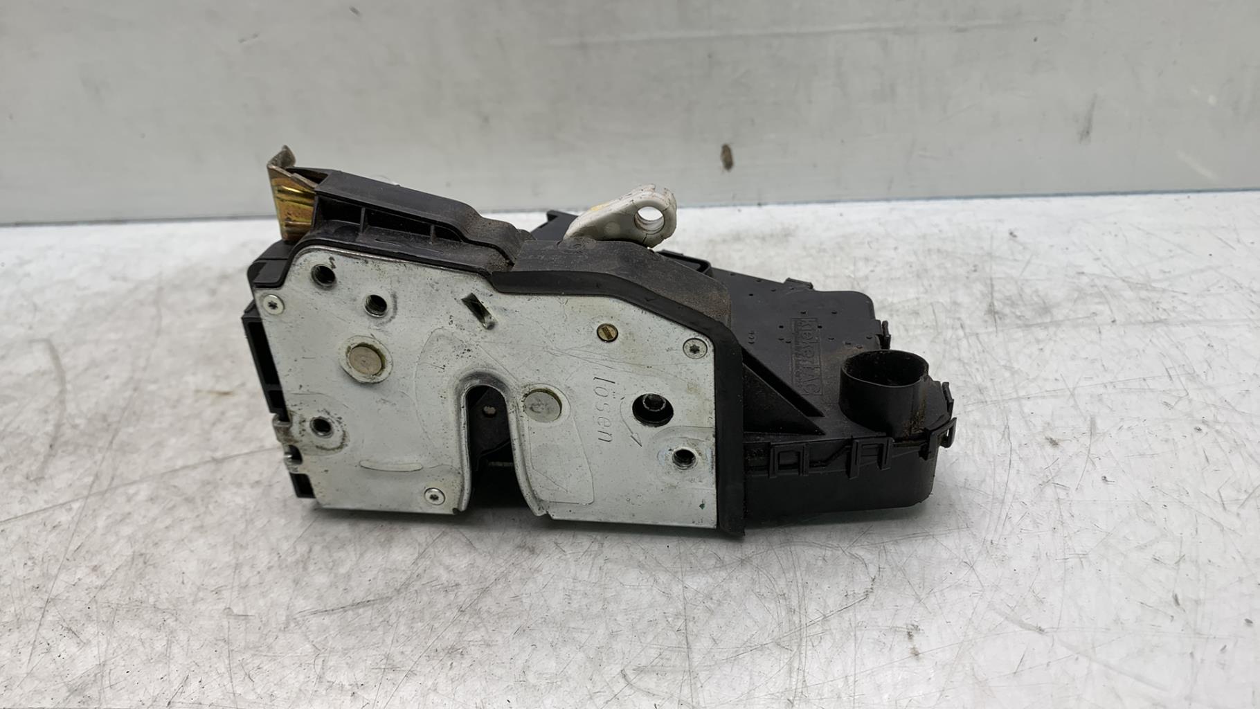 Serrure avant gauche BMW SERIE 3 E46 TOURING PHASE 2 BREAK  - 1