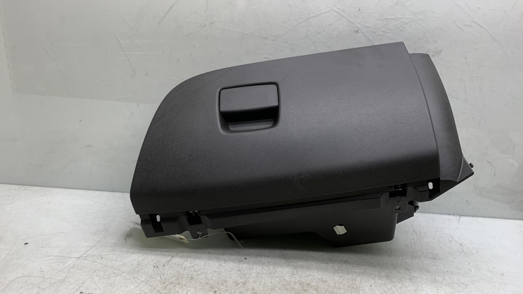 Boite a gants OPEL CORSA E Diesel - 1