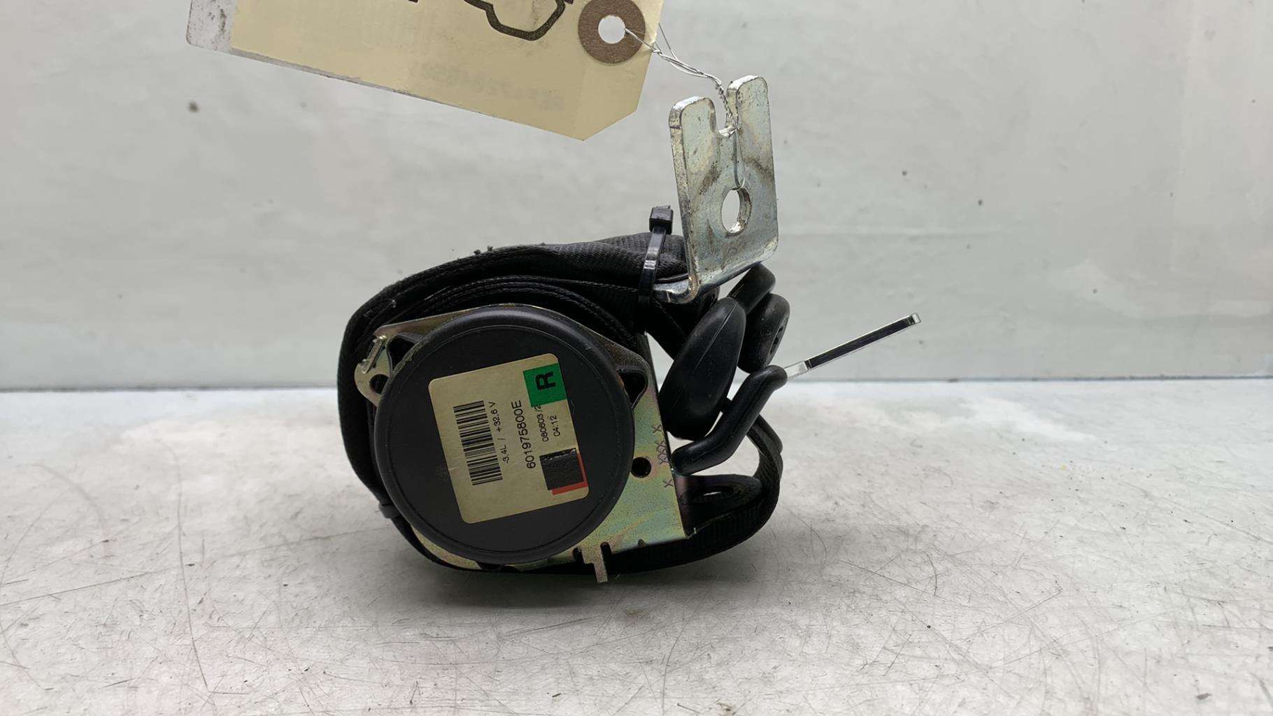 Cintura di sicurezza posteriore destra FORD FIESTA 5 PHASE 2 Diésel - 1