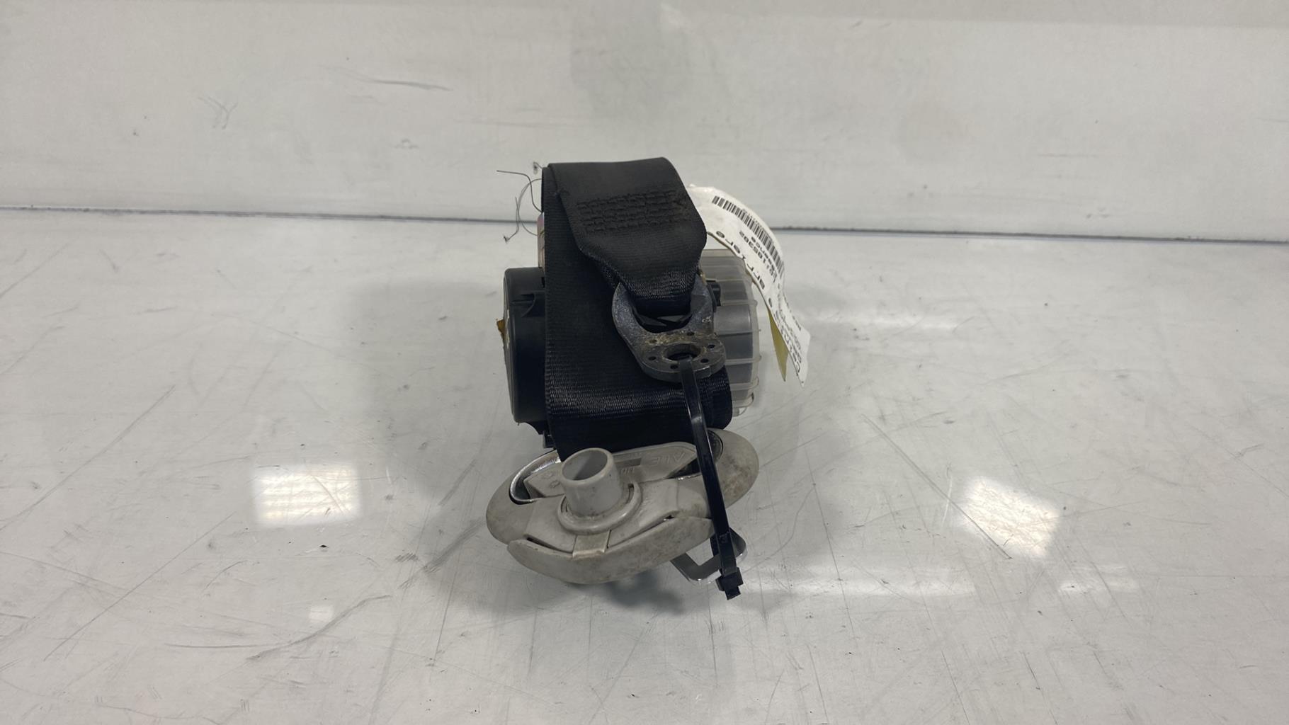 Cintura di sicurezza posteriore sinistra VOLKSWAGEN GOLF 4 Gasolina - 1