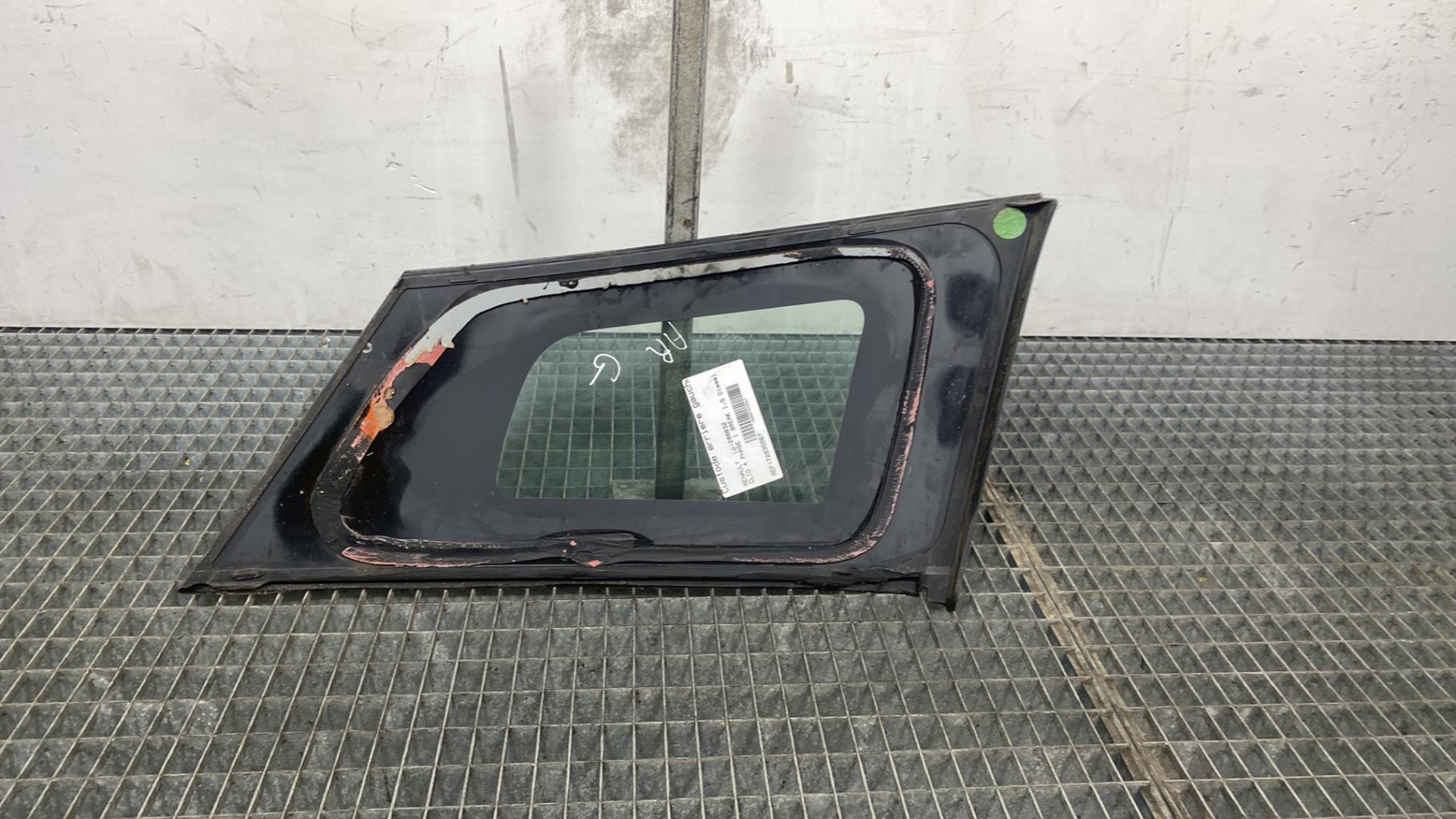 Custode arriere gauche RENAULT CLIO 4 PHASE 1 BREAK Diesel - 1