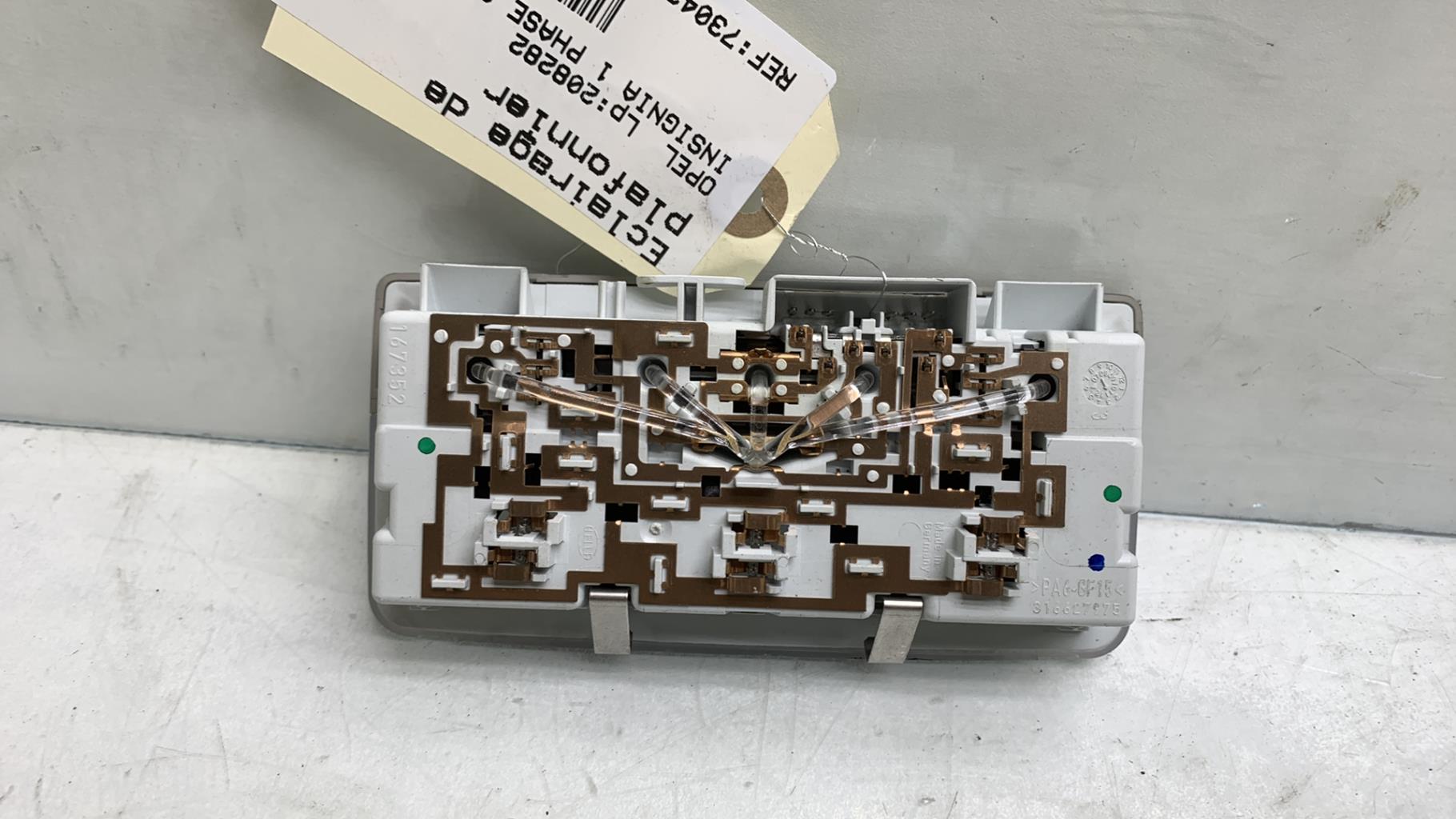 Eclairage de plafonnier OPEL INSIGNIA 1 PHASE 2 BREAK  - 1