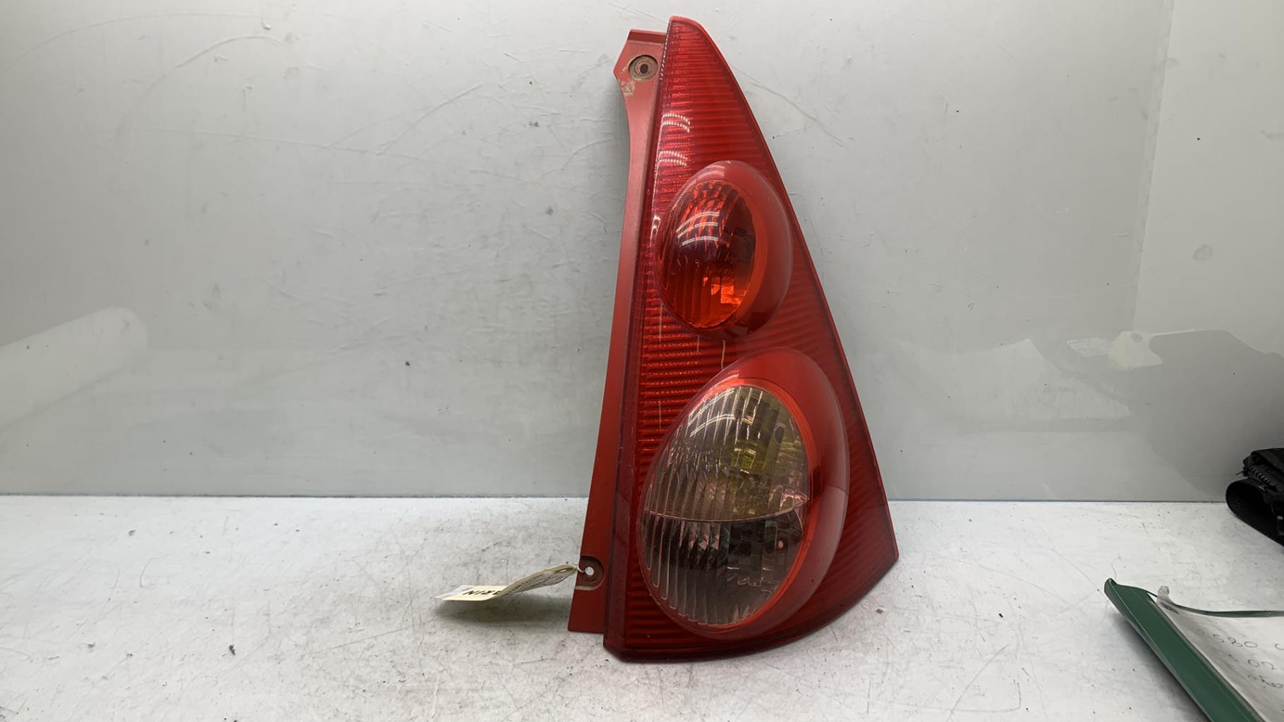 Fanale posteriore principale destro (luci) PEUGEOT 107 PHASE 1 Gasolina - 1