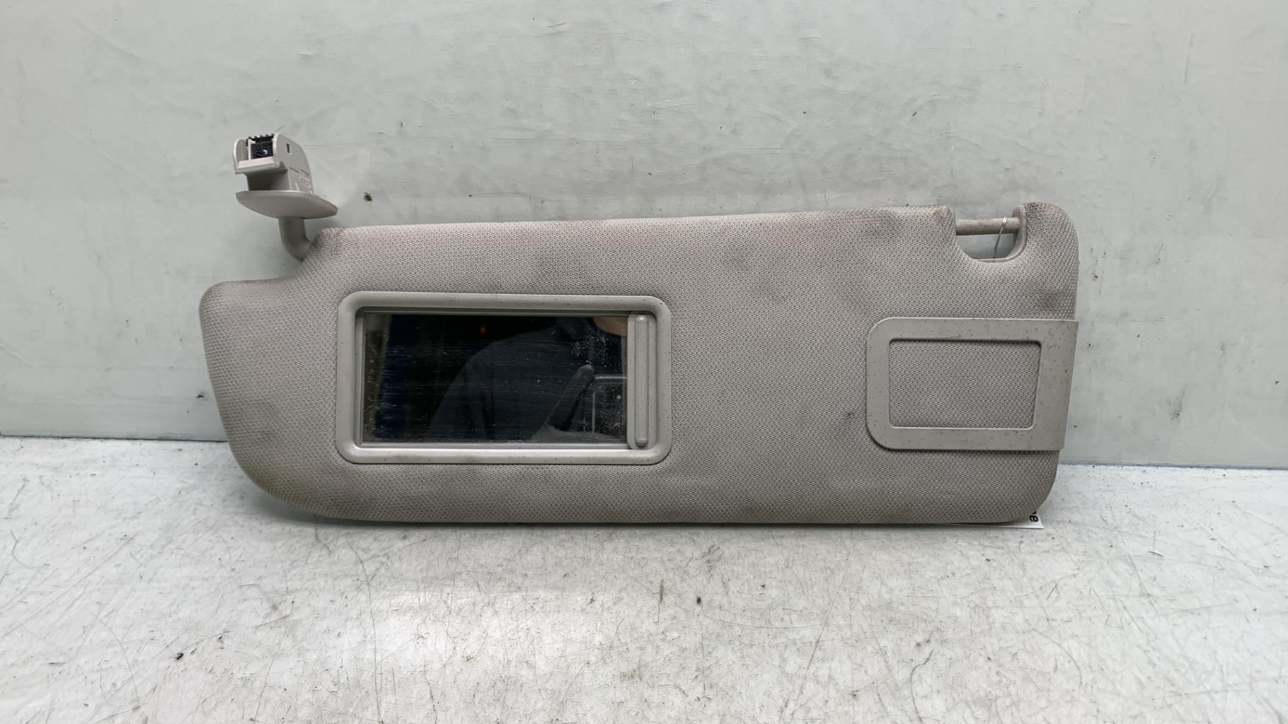 Pare soleil gauche AUDI A6 3 PHASE 1 Diesel - 1