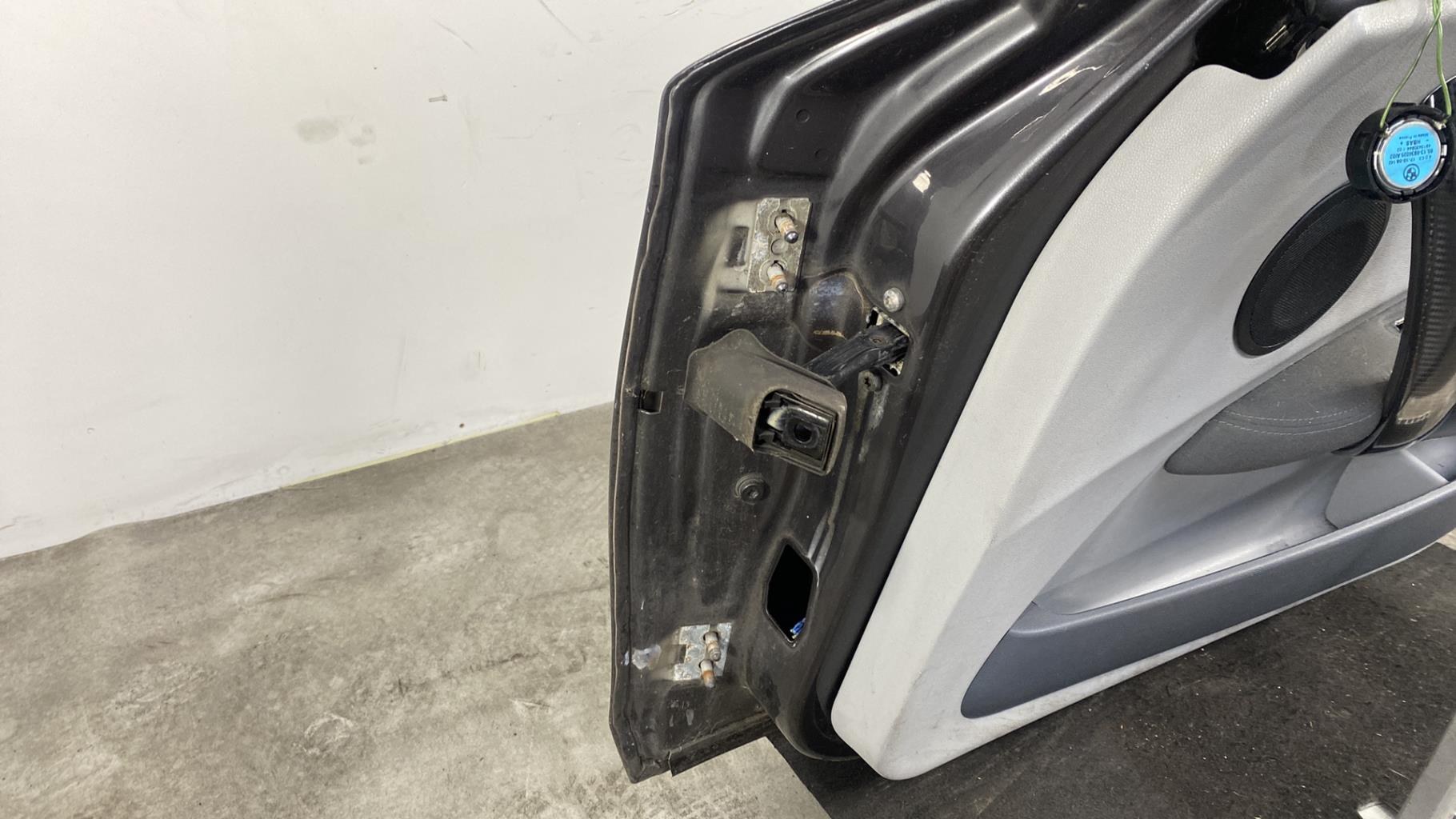 Portiera anteriore destra BMW SERIE 1 E87 PHASE 1 Diésel - 1