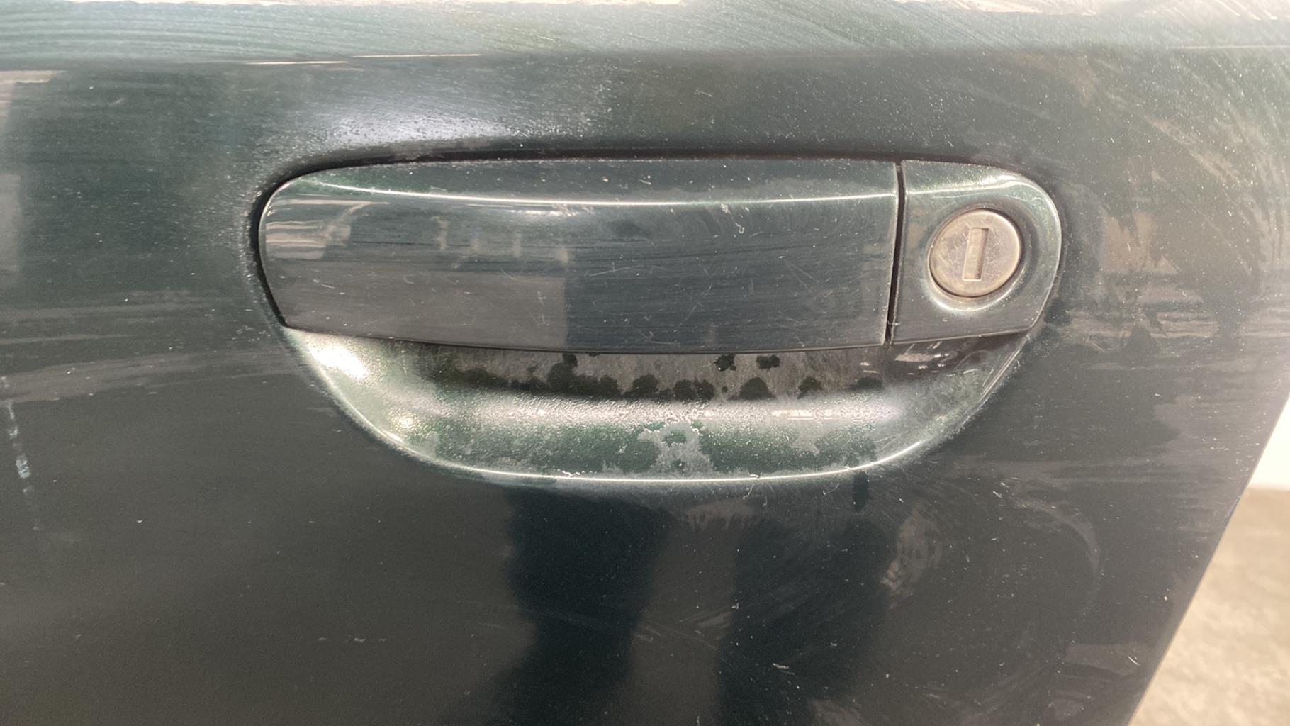 Porte avant gauche AUDI A4 2 AVANT PHASE 1 BREAK Diesel - 1