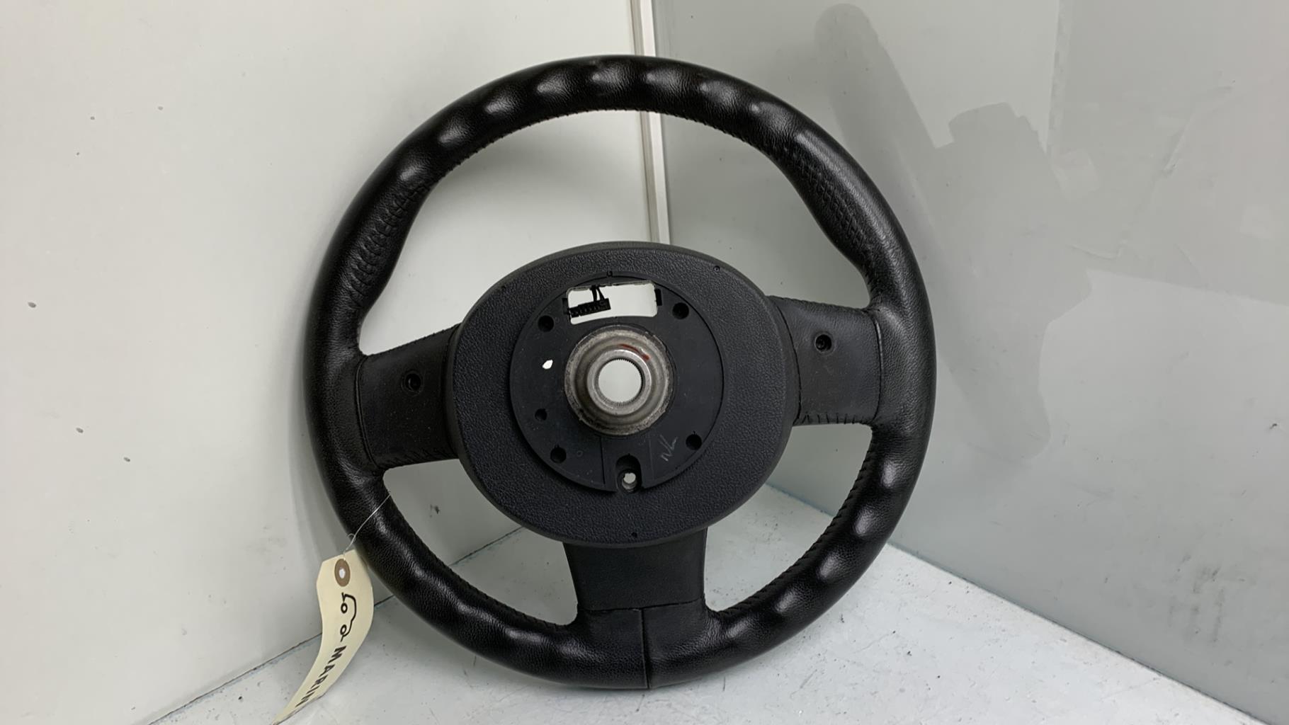Volant MINI MINI 2 R56 PHASE 2 Diesel - 1