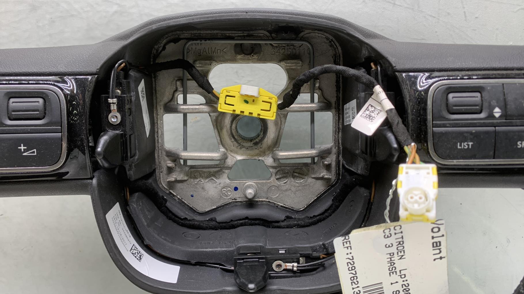 Volant CITROEN C3 3 PHASE 1 Essence - 1