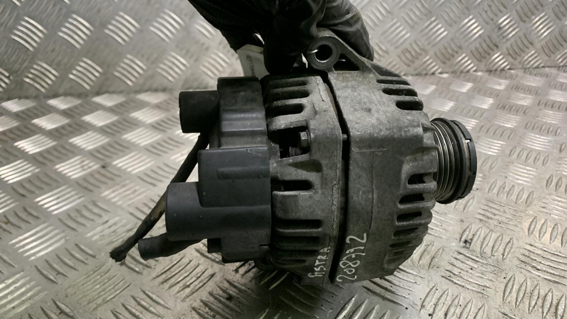 Alternatore OPEL ASTRA H PHASE 2 BREAK  - 1
