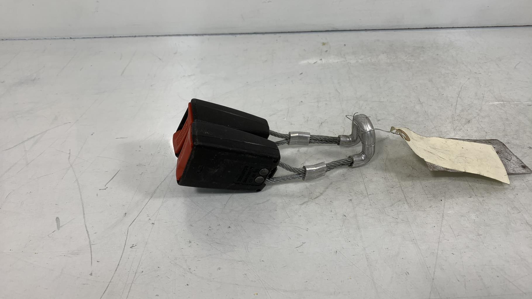 Aggancio cintura sicurezza posteriore centrale CITROEN C3 PLURIEL PHASE 2 CABRIOLET Diésel - 1