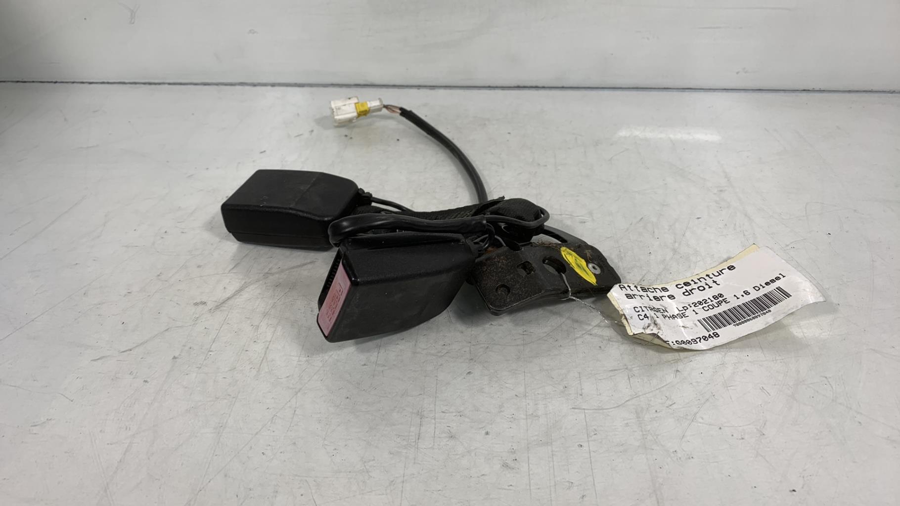 Aggancio cintura sicurezza posteriore destro CITROEN C4 1 PHASE 1 COUPE Diésel - 1