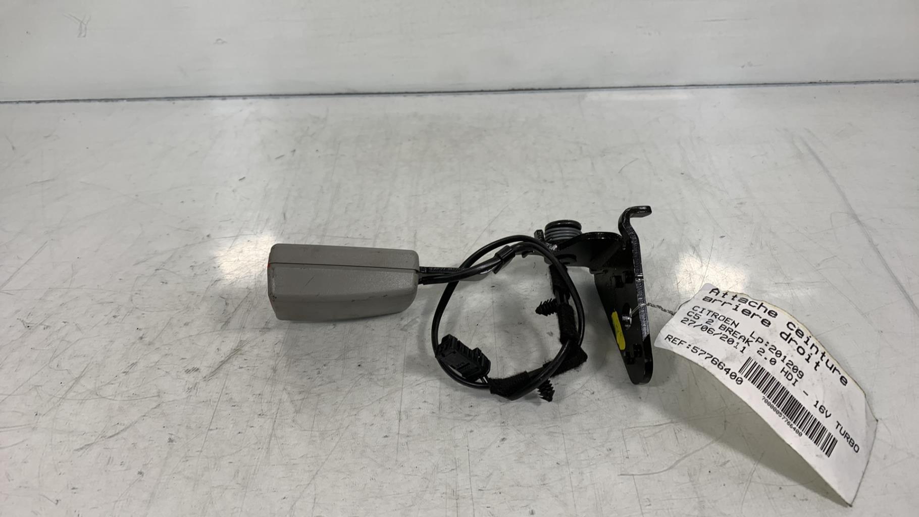 Aggancio cintura sicurezza posteriore destro CITROEN C5 2 BREAK Diésel - 1