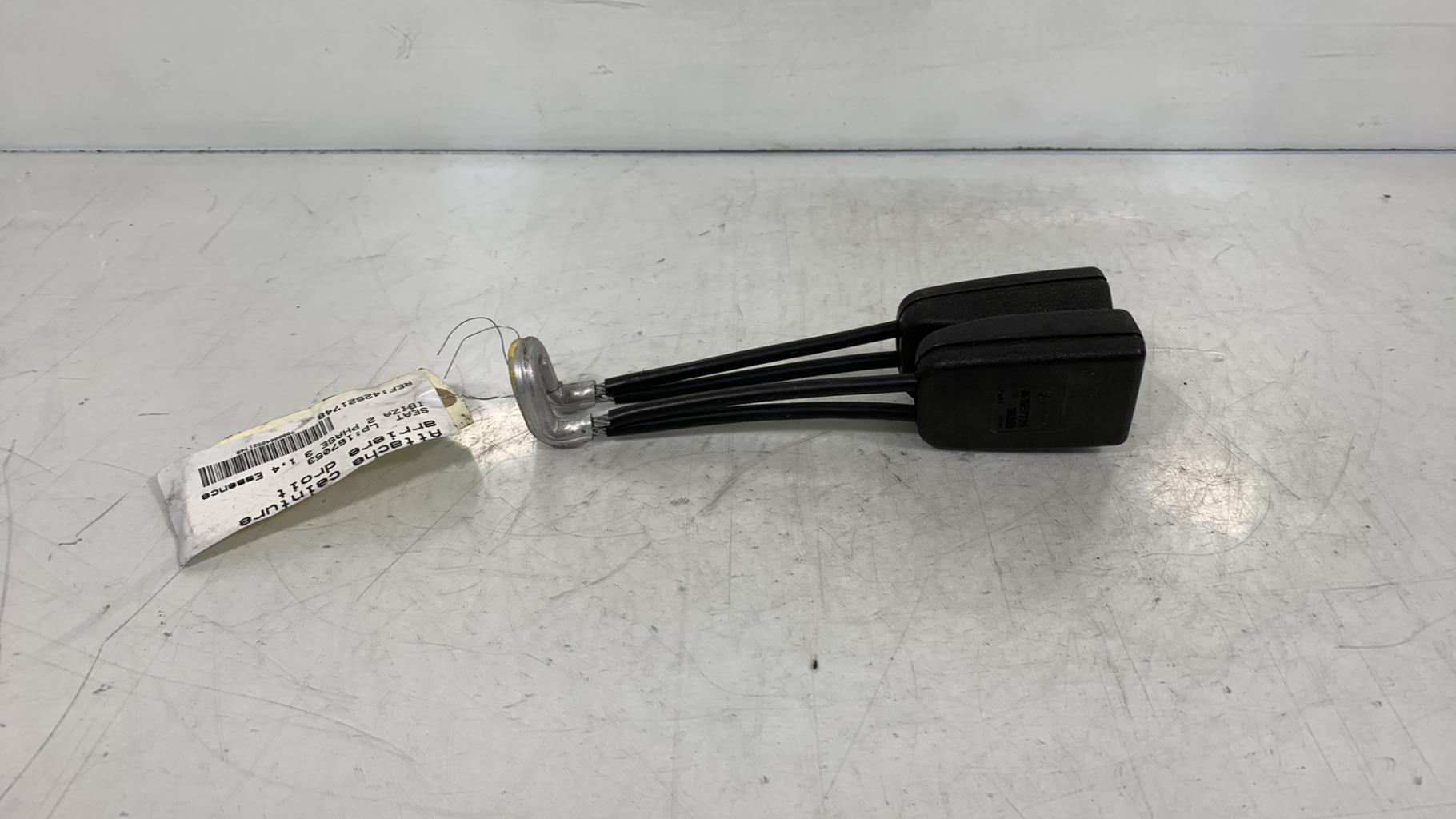Aggancio cintura sicurezza posteriore destro SEAT IBIZA 2 PHASE 3 Gasolina - 1