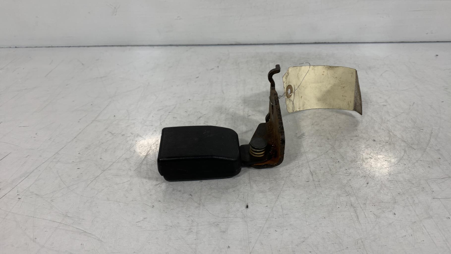 Aggancio cintura sicurezza posteriore destro RENAULT MEGANE 2 PHASE 1 Diésel - 1