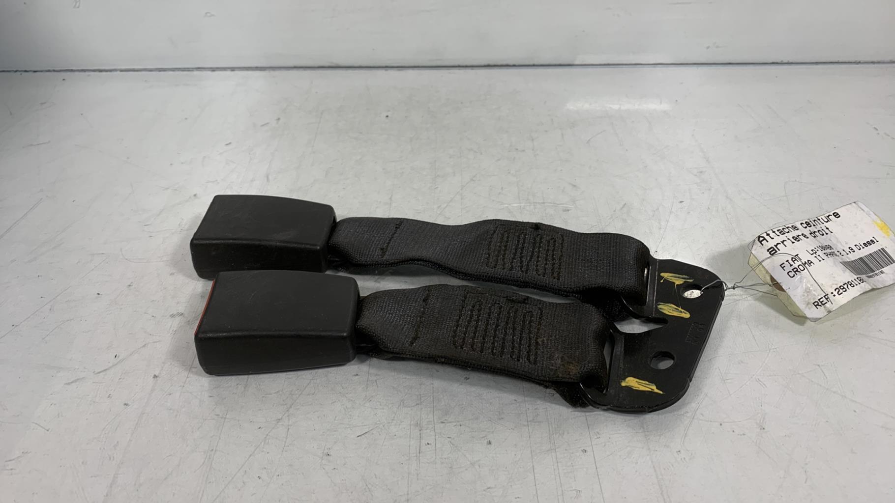Aggancio cintura sicurezza posteriore destro FIAT CROMA 2 PHASE 2 BREAK Diésel - 1