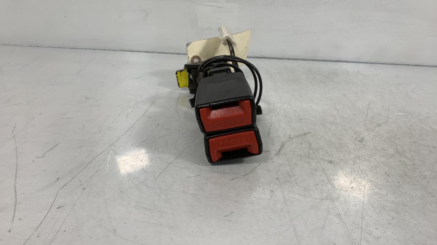 Aggancio cintura sicurezza posteriore sinistro CITROEN C5 2 Diésel - 1