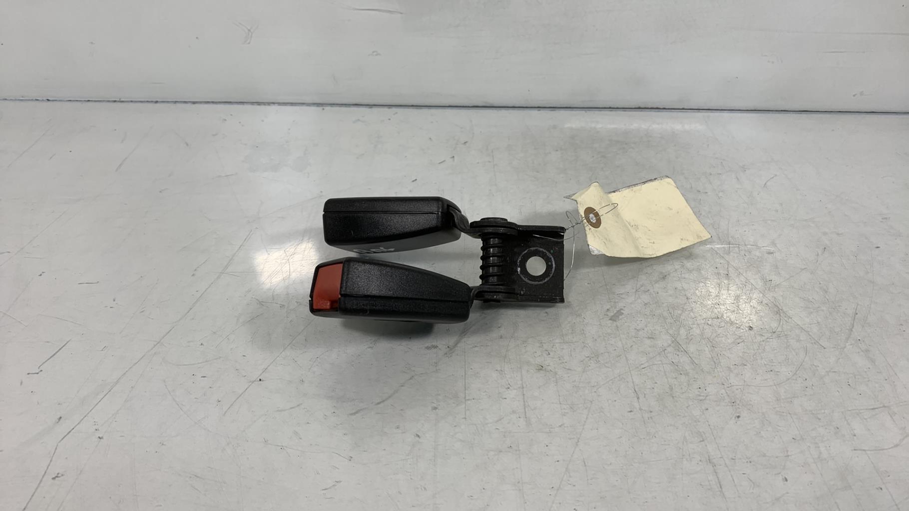 Aggancio cintura sicurezza posteriore sinistro OPEL ASTRA J PHASE 1 Gasolina - 1
