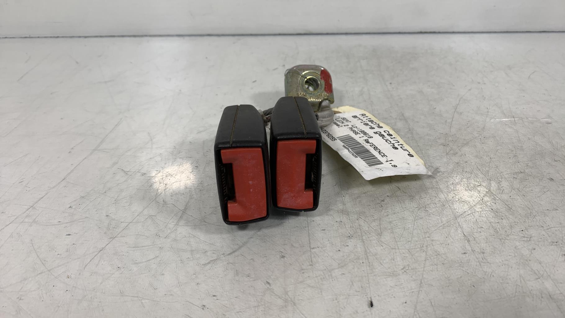 Aggancio cintura sicurezza posteriore sinistro SEAT LEON 2 PHASE 1 Diésel - 1