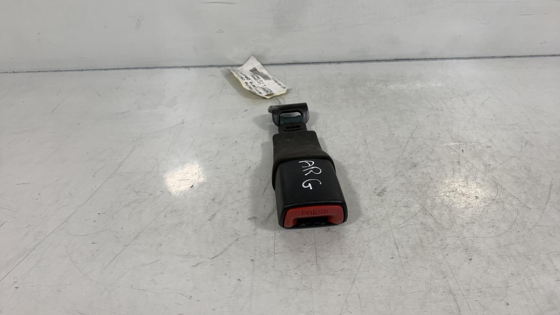 Aggancio cintura sicurezza posteriore sinistro SUZUKI SWIFT 4 Gasolina - 1