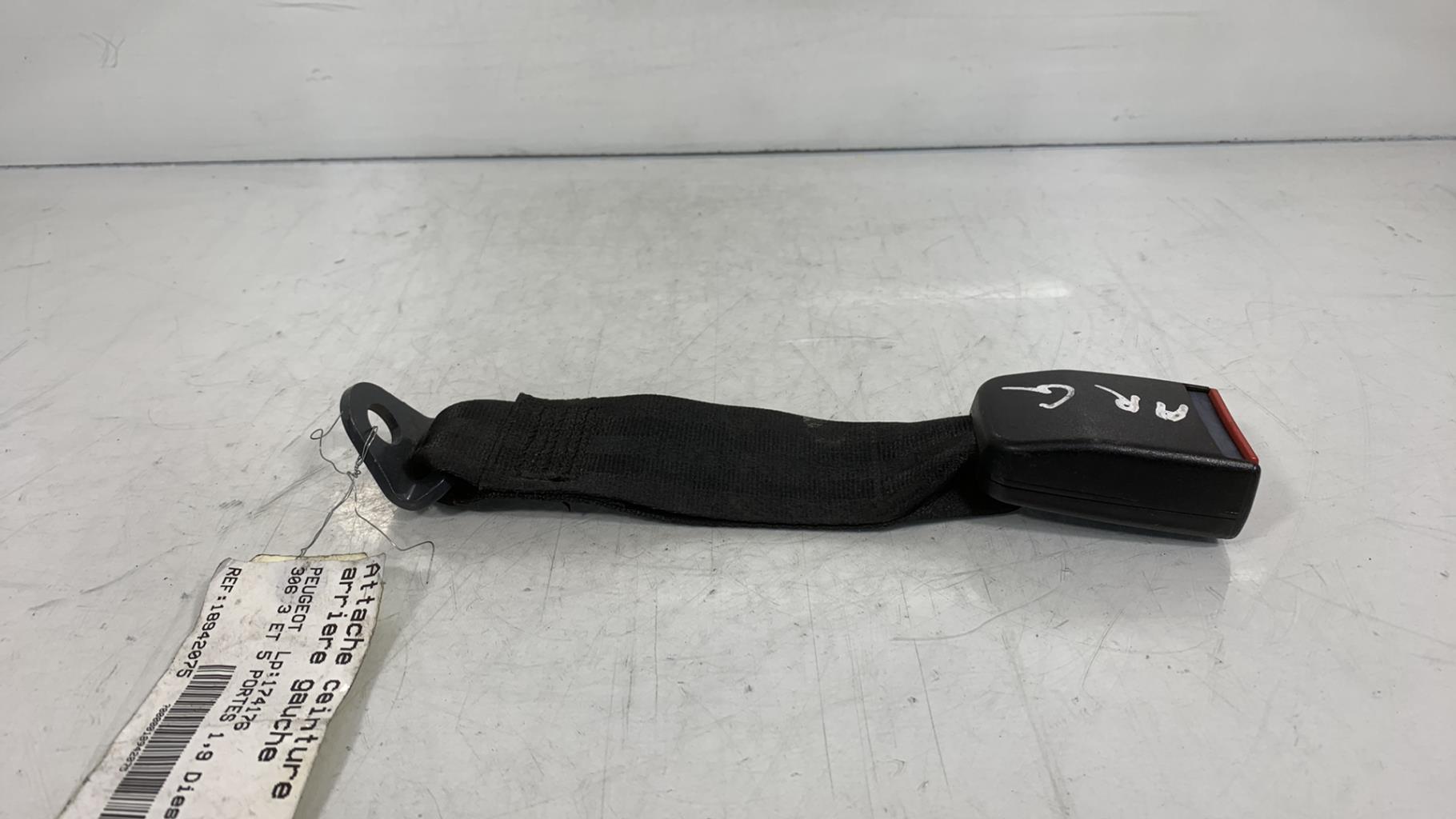 Aggancio cintura sicurezza posteriore sinistro PEUGEOT 306 PHASE 1 Diésel - 1