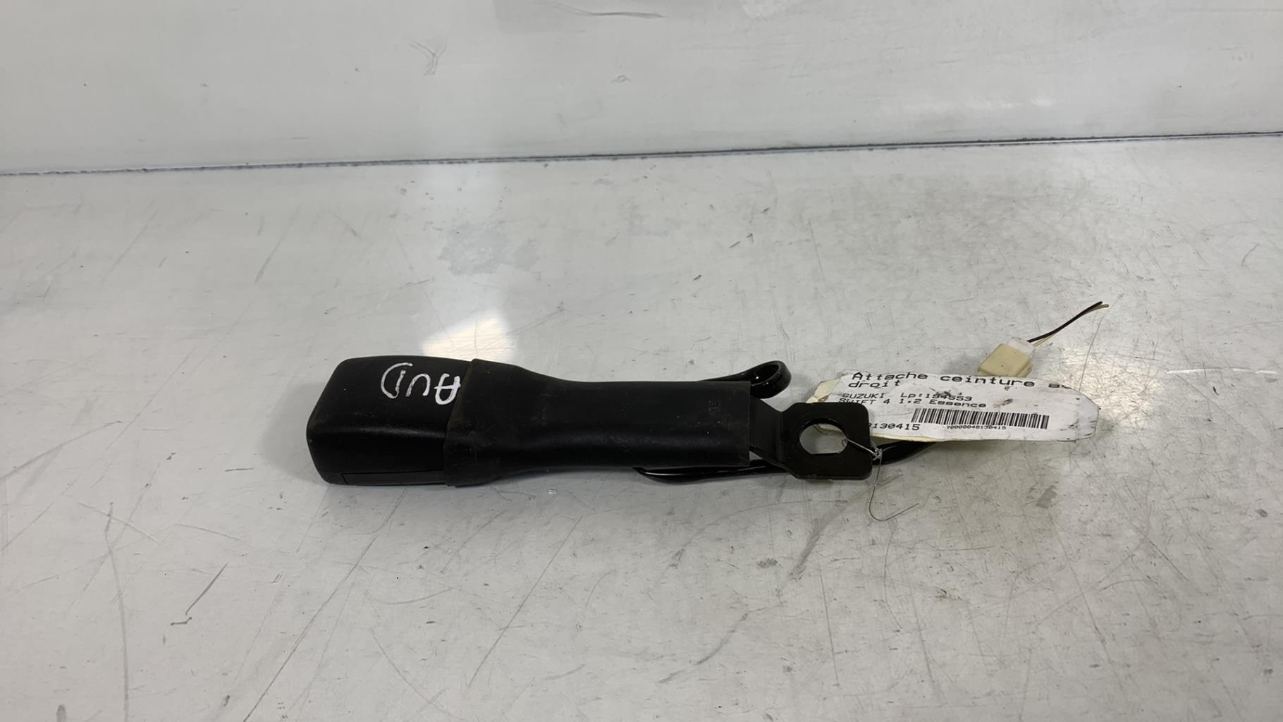Aggancio cintura sicurezza anteriore destro SUZUKI SWIFT 4 Gasolina - 1